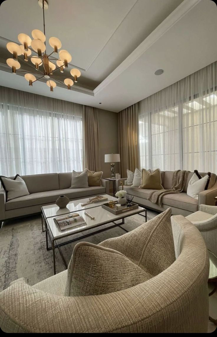 Royal Sofa Set